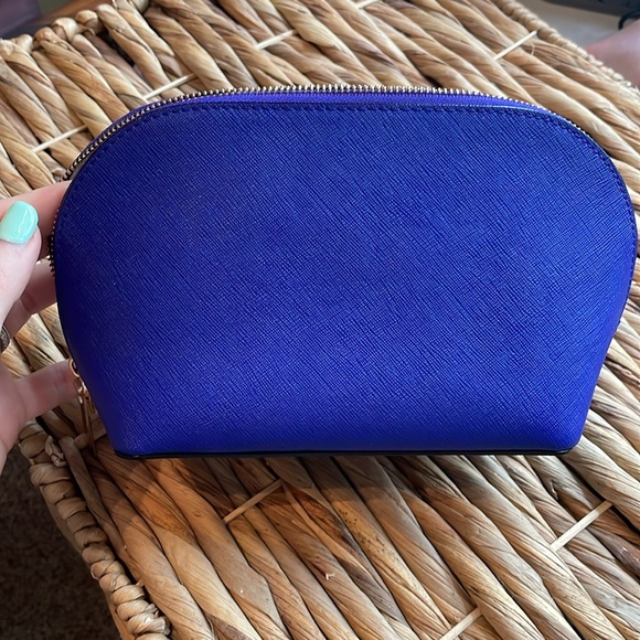 EUC kate spade abalene pouch - Picture 2 of 4